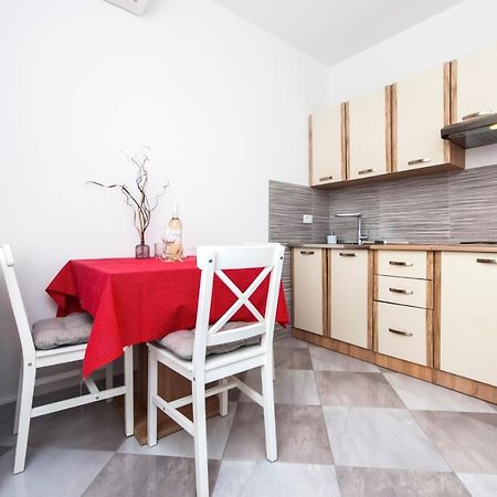 Apartments Vinko Ровинь Экстерьер фото