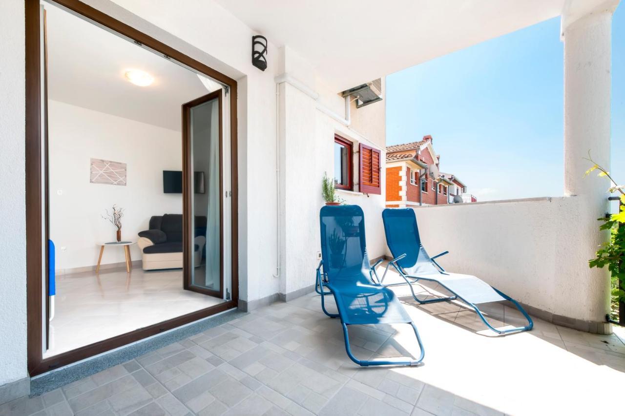 Apartments Vinko Ровинь Экстерьер фото