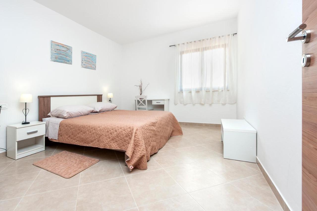 Apartments Vinko Ровинь Экстерьер фото