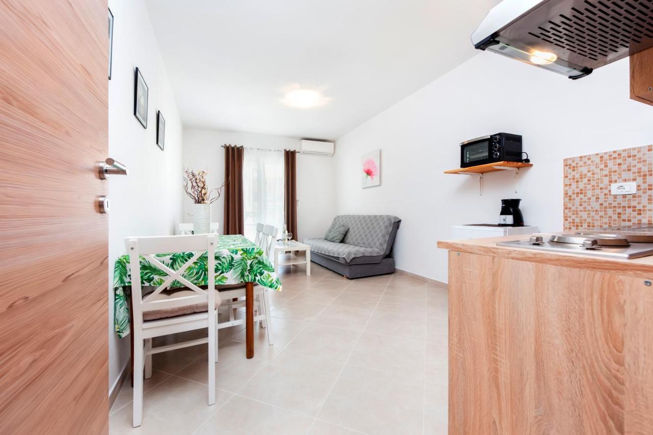 Apartments Vinko Ровинь Экстерьер фото