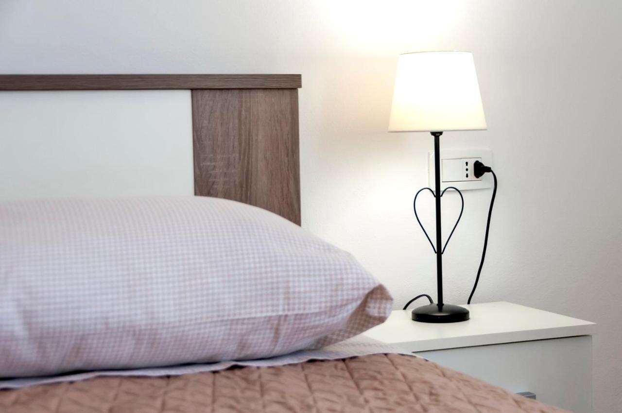 Apartments Vinko Ровинь Экстерьер фото