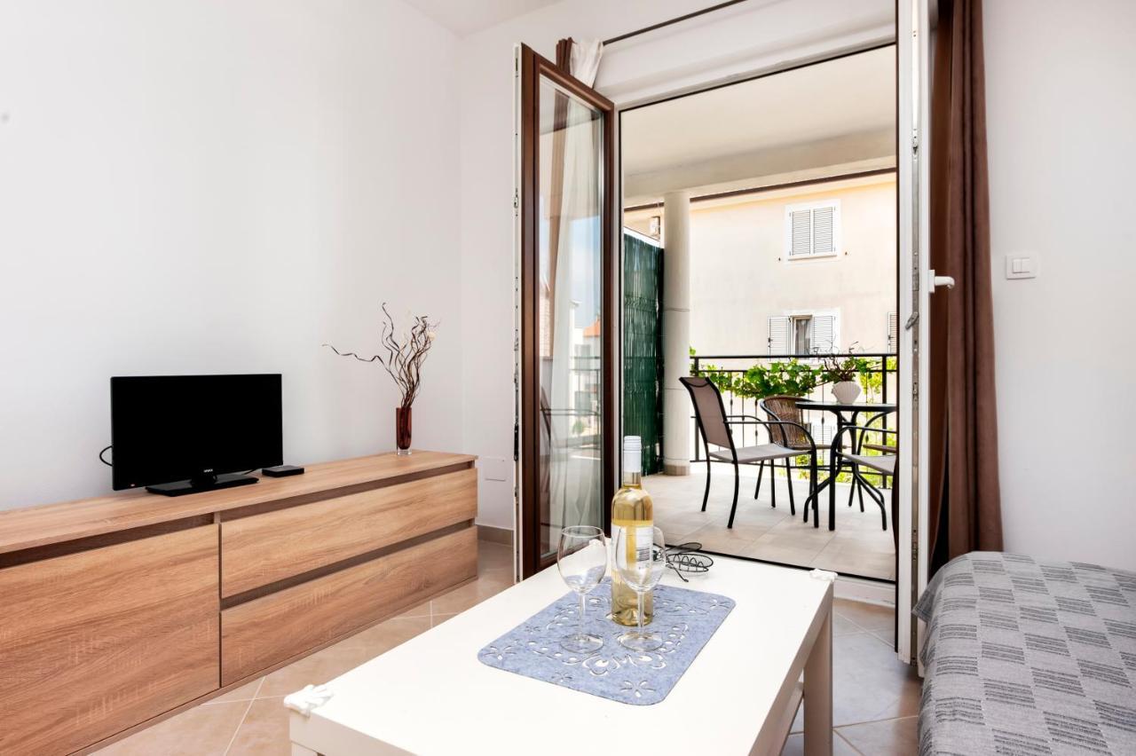 Apartments Vinko Ровинь Экстерьер фото